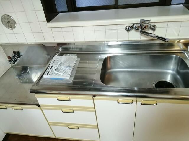 �y�L�b�`���z�@