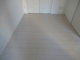 �y���ԁE���r���O�z�@