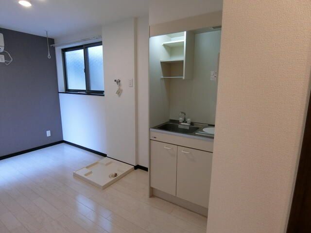 �y���̑������E�X�y�[�X�z�@