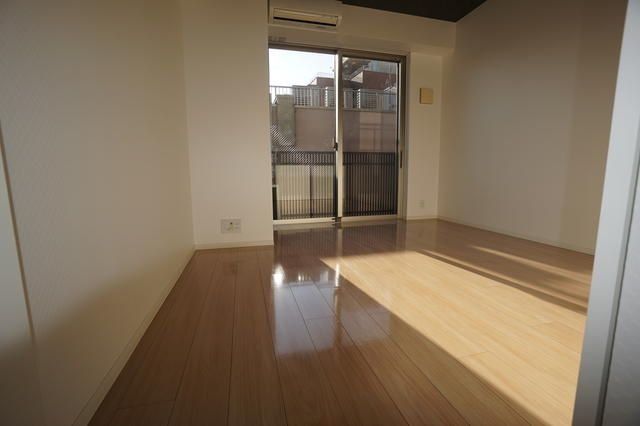 �y�o���R�j�[�z�@