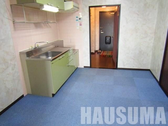 �y�����E���r���O�z�@