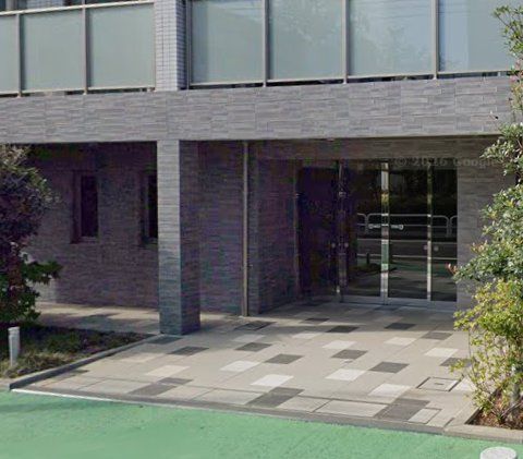 �y�G���g�����X�z�@