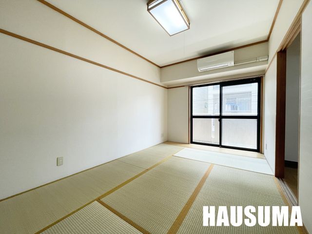 �y�����E���r���O�z�@���r���O/����