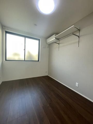 �y���ԁE���r���O�z�@