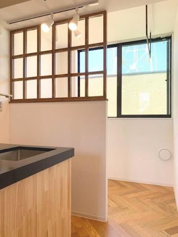 �y���̑������E�X�y�[�X�z�@