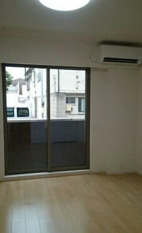 �y���ԁE���r���O�z�@����