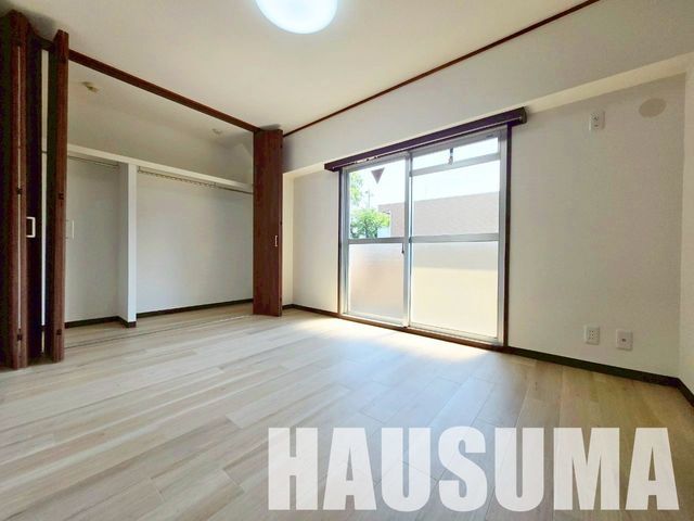 �y���ԁE���r���O�z�@���r���O/����