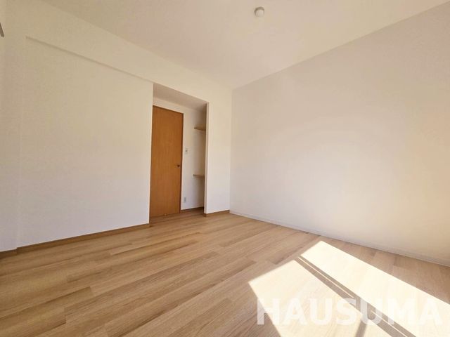 �y���̑������E�X�y�[�X�z�@���r���O/����