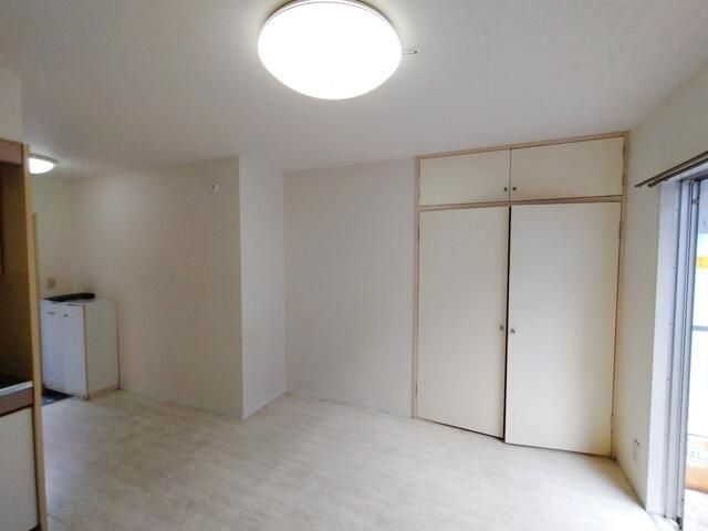 �y���̑��ݔ��z�@