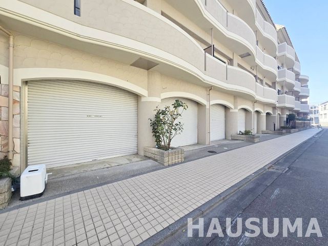 �y���ԏ�z�@�G���g�����X