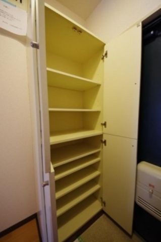 �y���[�z�@�V���[�YBOX