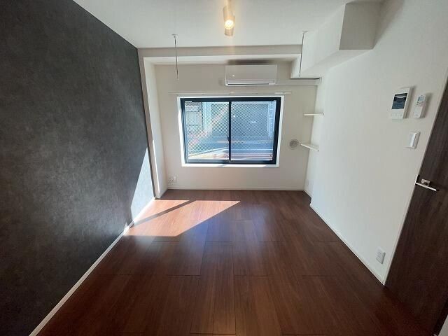 �y���̑��ݔ��z�@