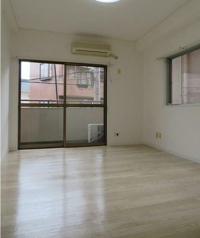 �y���ԁE���r���O�z�@����