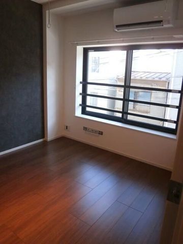 �y���ԁE���r���O�z�@