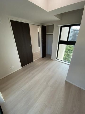 �y���̑��ݔ��z�@