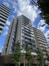 �y�G���g�����X�z�@�O��