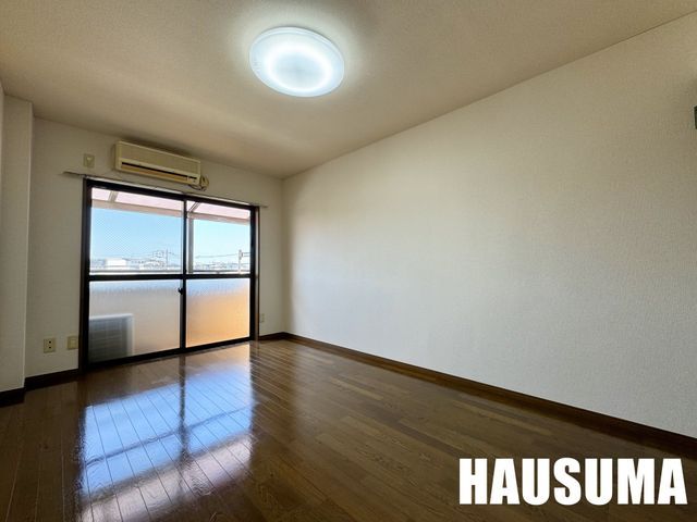 �y���ԁE���r���O�z�@�������Q�Ǝʐ^