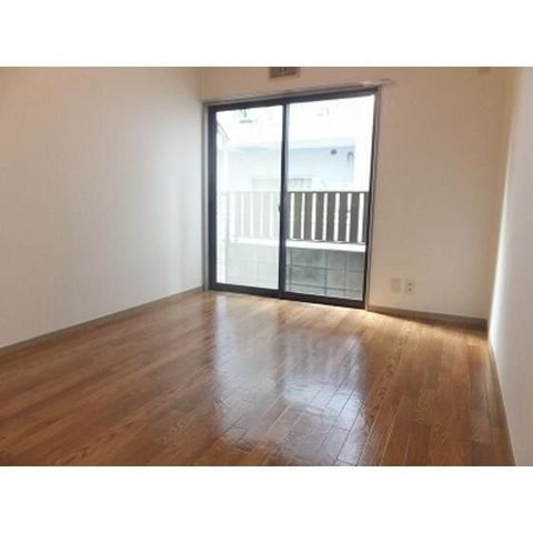 �y���ԁE���r���O�z�@