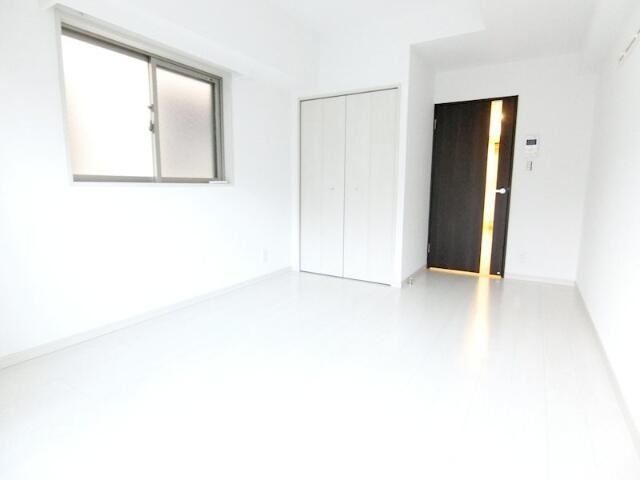 �y���ԁE���r���O�z�@