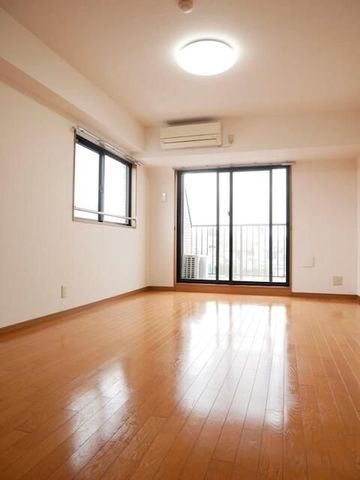 �y���ԁE���r���O�z�@