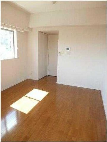 �y���ԁE���r���O�z�@