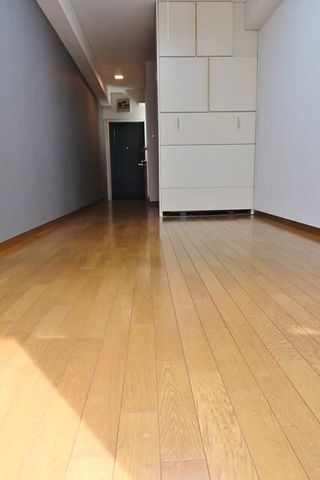 �y���ԁE���r���O�z�@