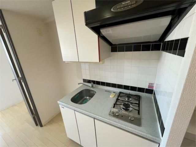 �y�L�b�`���z�@