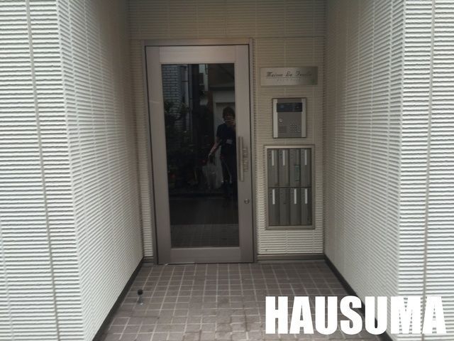 �y�G���g�����X�z�@�G���g�����X
