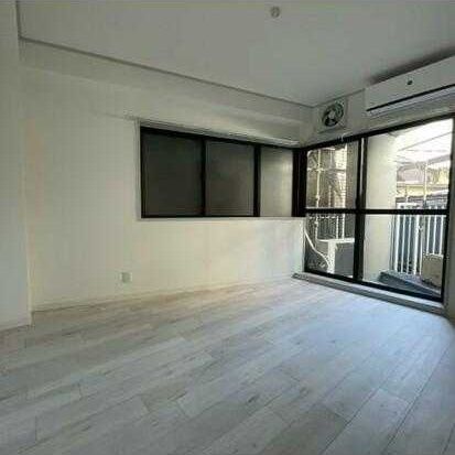 �y�o���R�j�[�z�@