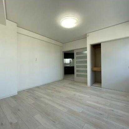 �y���[�z�@