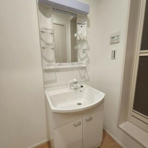 �y���ʏ��z�@