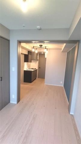 �y���ԁE���r���O�z�@