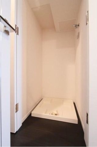 �y���̑��ݔ��z�@��������@�u��