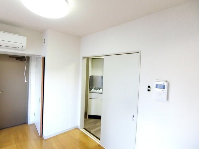 �y���̑������E�X�y�[�X�z�@