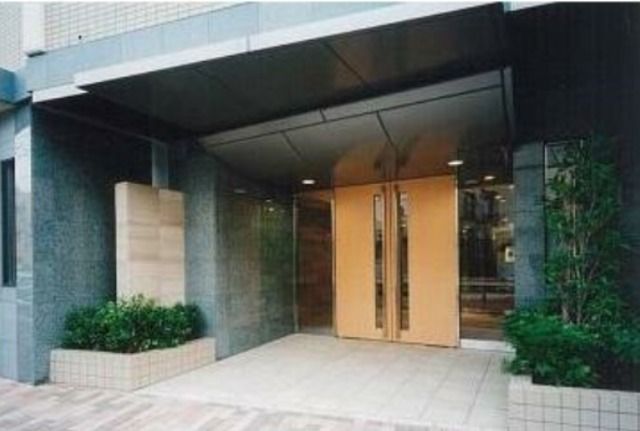 �y�G���g�����X�z�@�G���g�����X