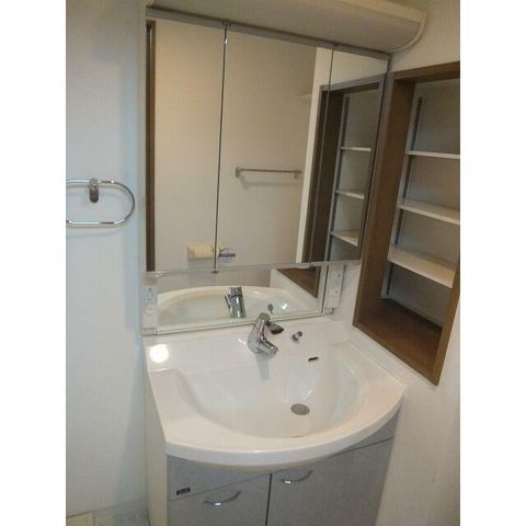 �y���ʏ��z�@