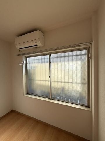 �y���̑��ݔ��z�@