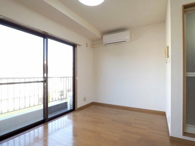 �y���̑������E�X�y�[�X�z�@