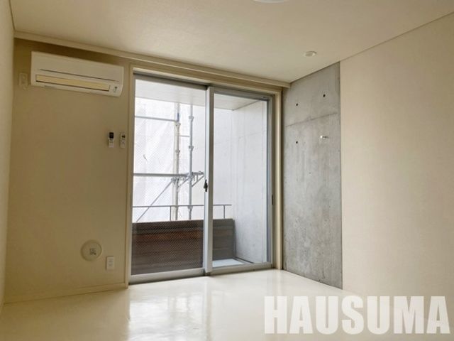 �y���ԁE���r���O�z�@