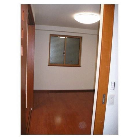 �y���ԁE���r���O�z�@