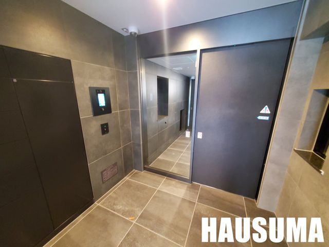 �y�G���g�����X�z�@