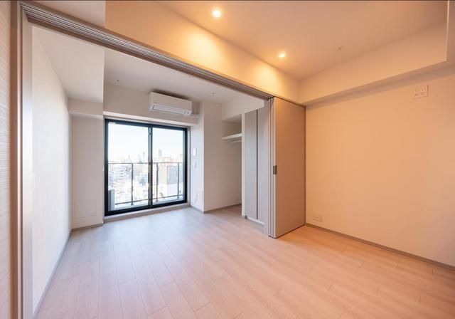 �y���ԁE���r���O�z�@