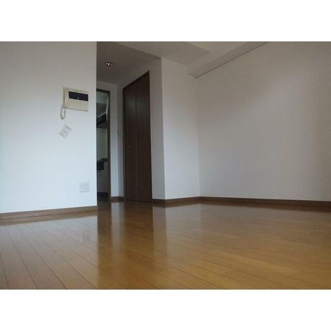 �y���̑��ݔ��z�@