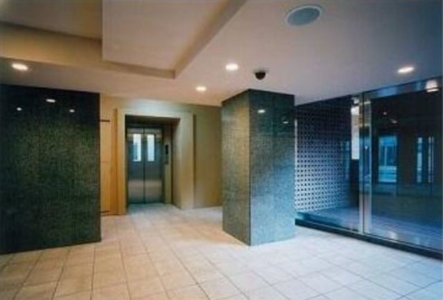 �y�G���g�����X�z�@���r�[