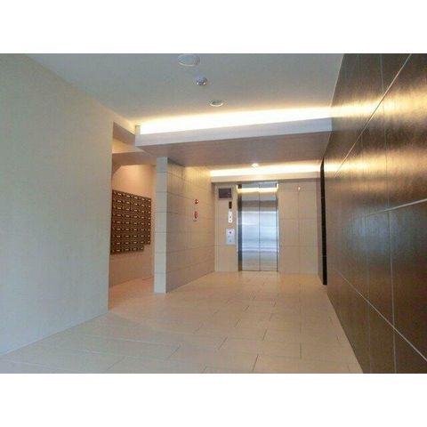 �y�G���g�����X�z�@