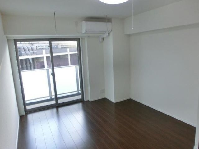 �y���ԁE���r���O�z�@����