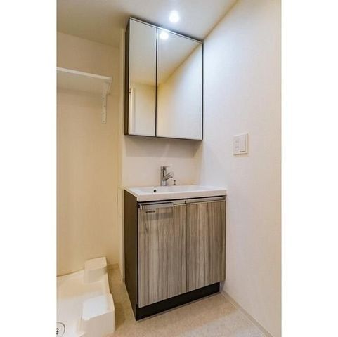 �y���ʏ��z�@