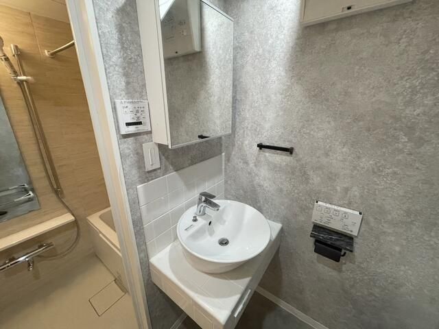 �y���ʏ��z�@