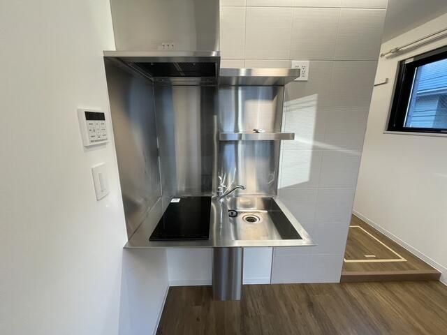 �y�L�b�`���z�@