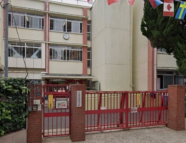 �y���Ӂz�@�k�旧�ԉH���w�Z �k��6���B 440m